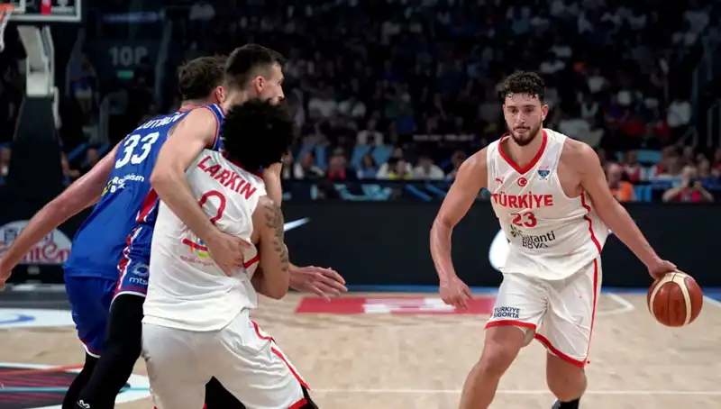 12 Dev Adam, 16 Turu Geçmek İçin İsveç ile Karşı Karşıya!