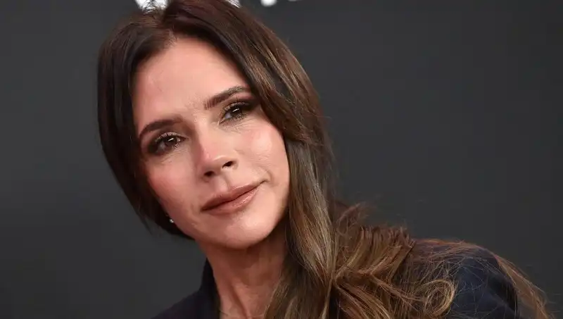 Victoria Beckham'ın Gençlik Sırrı: Günde 3-4 Adet ile Yaşlanmayı Geciktiriyor
