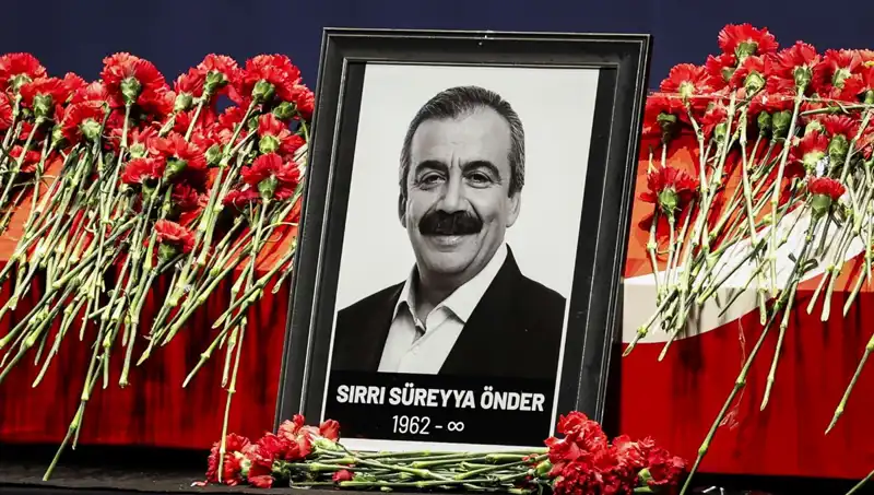 Sırrı Süreyya Önder İçin Meclis'te Duygusal Anma Töreni Gerçekleşti