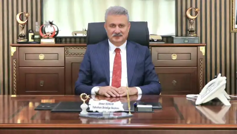 Yahşihan Belediye Başkanı Ahmet Sungur Gözaltına Alındı: AK Parti'den İlk Açıklama Geldi