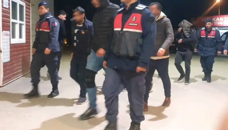Bağ Evinde Uyuşturucu Partisine Dev Baskın: Şok Edici Detaylar Ortaya Çıktı!