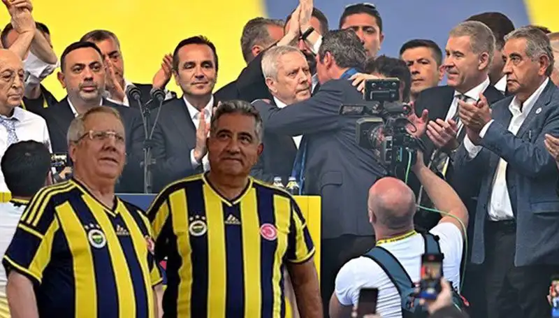 Aziz Yıldırım'ın Ekibinden Ali Koç'a Sarsıcı İstifa Çağrısı ve Adaylık Açıklaması