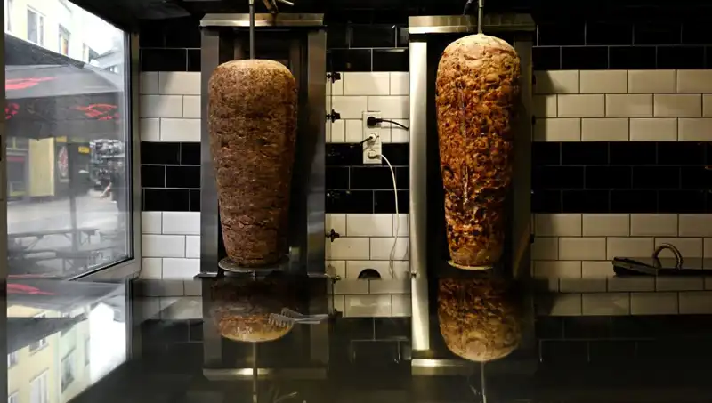 Döner Krizi Kapıda: Tüketici Fiyatları ve Kalite Tehlikede!
