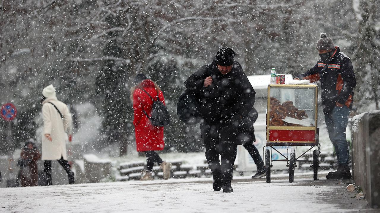 Meteoroloji’den İstanbul için kar yağışı uyarısı geldi