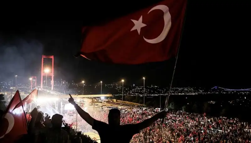 15 Temmuz Demokrasi Şehitleri Anısına "En Uzun Gece" Temsilinin Külliye’deki İlk Gösterimi