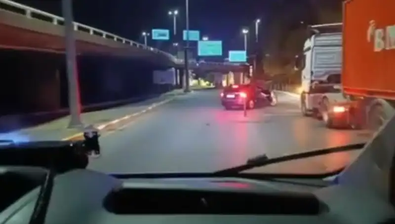 İstanbul'da Şok Kaçakçılık Operasyonu: 36 Milyon TL'lik Ürünler Ele Geçirildi