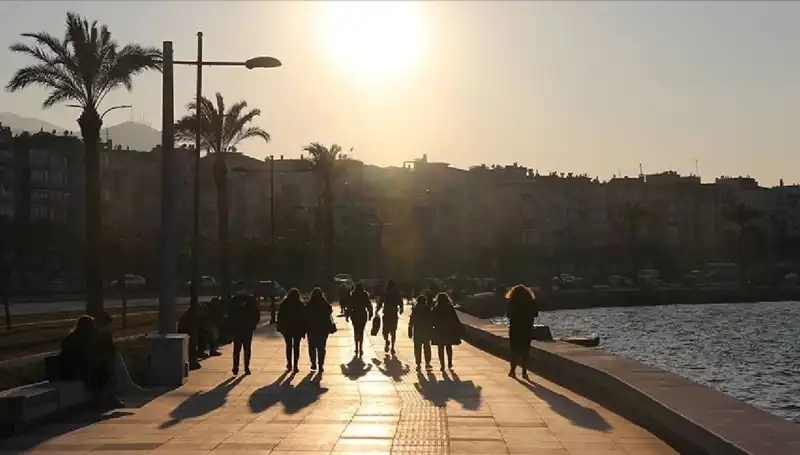 Bu Hafta Sonu Hava Durumu: Sıcaklıklar Arasındaki Dalgalanmalar Neyi Gösterecek?