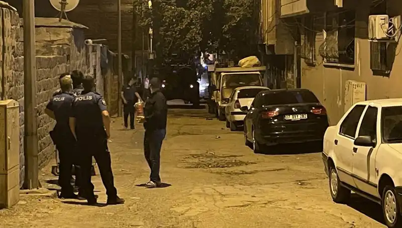 Polise Açtığı Ateş Sonrası Bacaklarından Vurulup Yakalanan Şüpheli