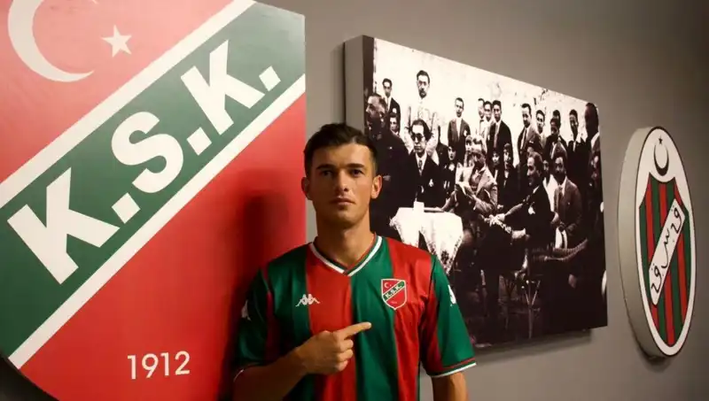 Karşıyaka'nın Transfer Hamleleri: Yeni Yüzler Takıma Katılıyor!