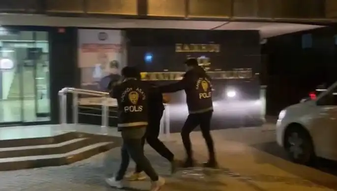 Galatasaray Taraftarını Silahla Yaralayan Şahsın Kimliği ve Gözaltı Süreci