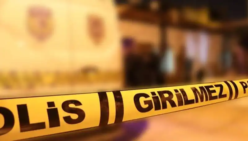İzmir’de Aile İçinde Çıkan Kavga Sonucu 4 Kişi Ağır Yaralandı