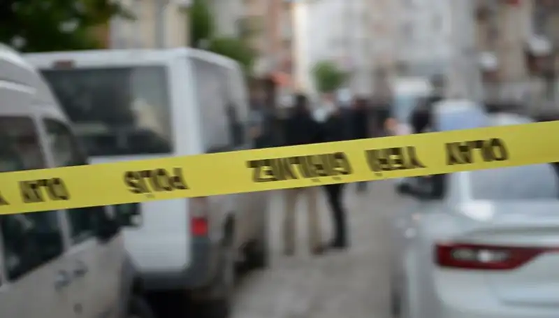 Sıcak Sokaklar: Satır ve Bıçaklı Kavga Kanlı Bitti, 1 Ölü 1 Yaralı
