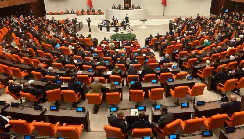 TBMM Komisyonları, Çalışmalarına Devam Ediyor: Yeni Gelişmeler Neler?