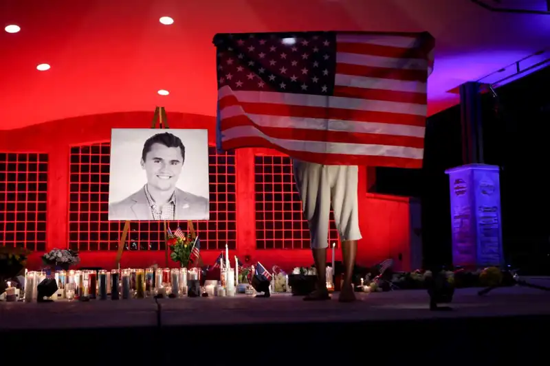 Gizemli Charlie Kirk Suikastı: Cinayet Silahındaki Şifreli Mesajlar Ortaya Çıktı