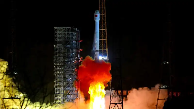 Çin’in Uzay Keşif Programı: Tienvın-2 Asteroid Araştırması İçin Yola Çıktı