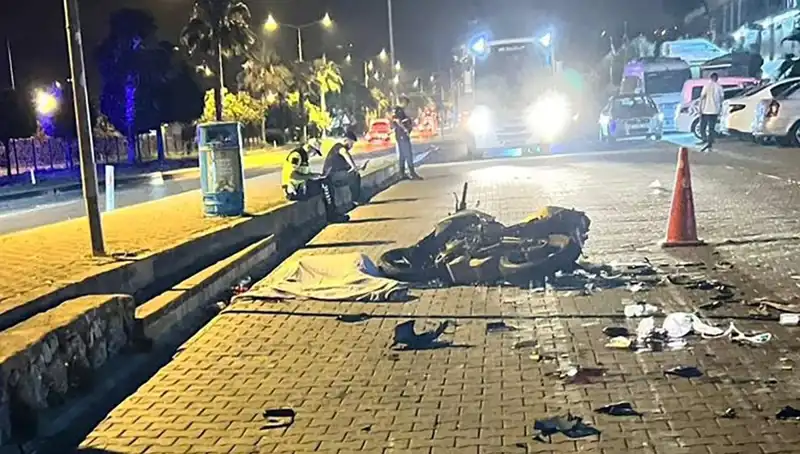 Alanya'da Feci Motosiklet Kazası: Hayatını Kaybeden Genç Şok Yarattı